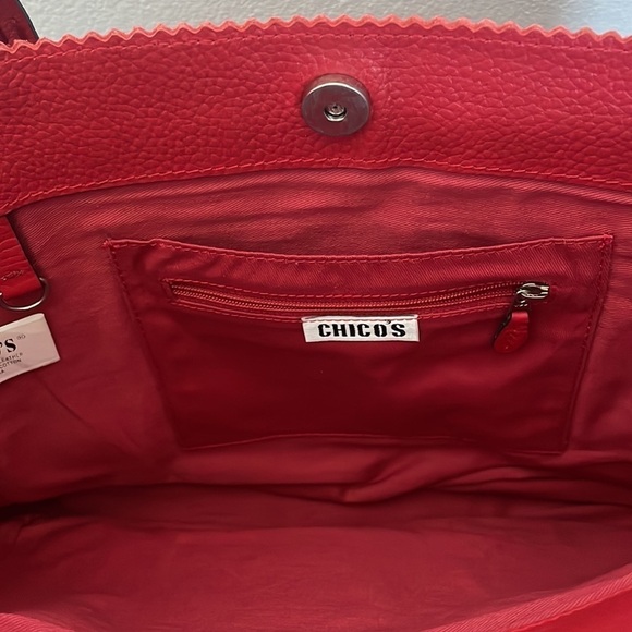 Red Purse - Picture 2 of 5